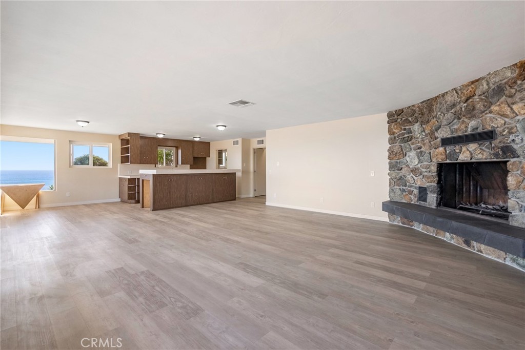 5010 Cabrillo Property Photo 5