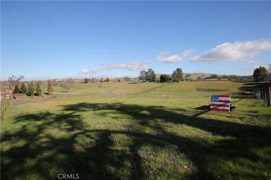 1455 Eureka Lane Property Photo 7