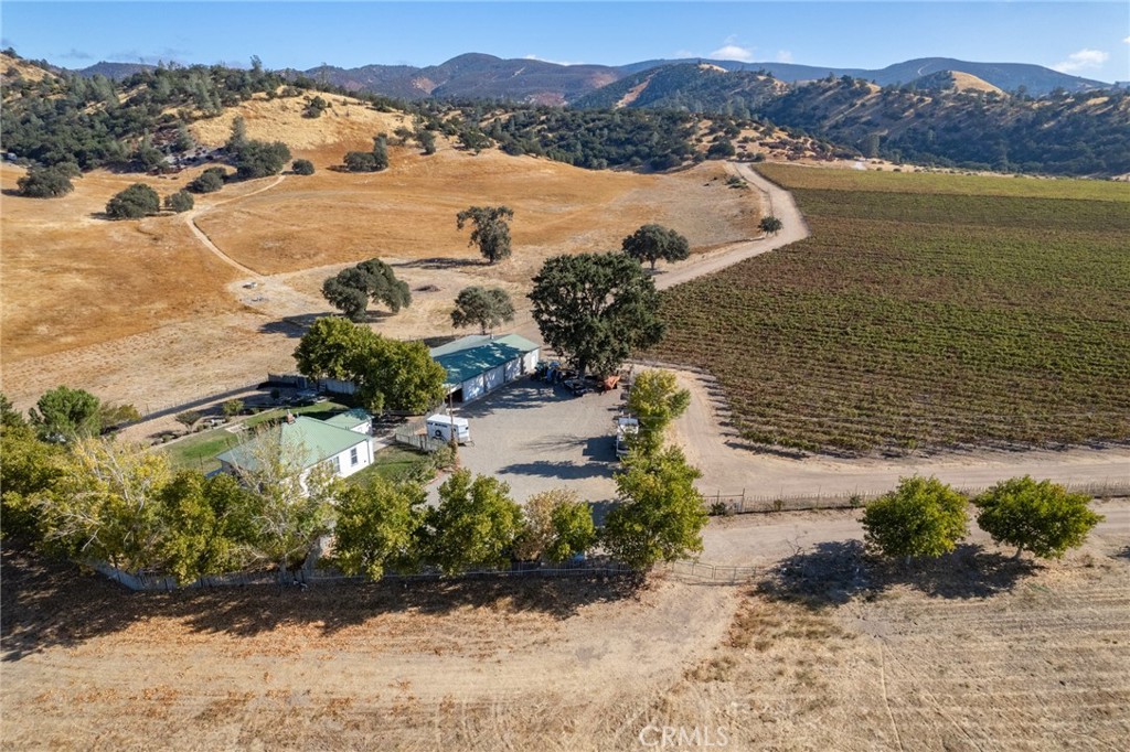 61173 Argyle Road Property Photo 2