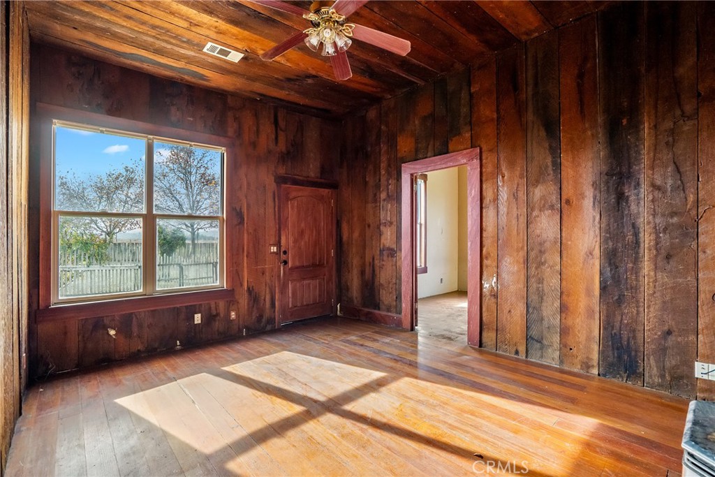 61173 Argyle Road Property Photo 10
