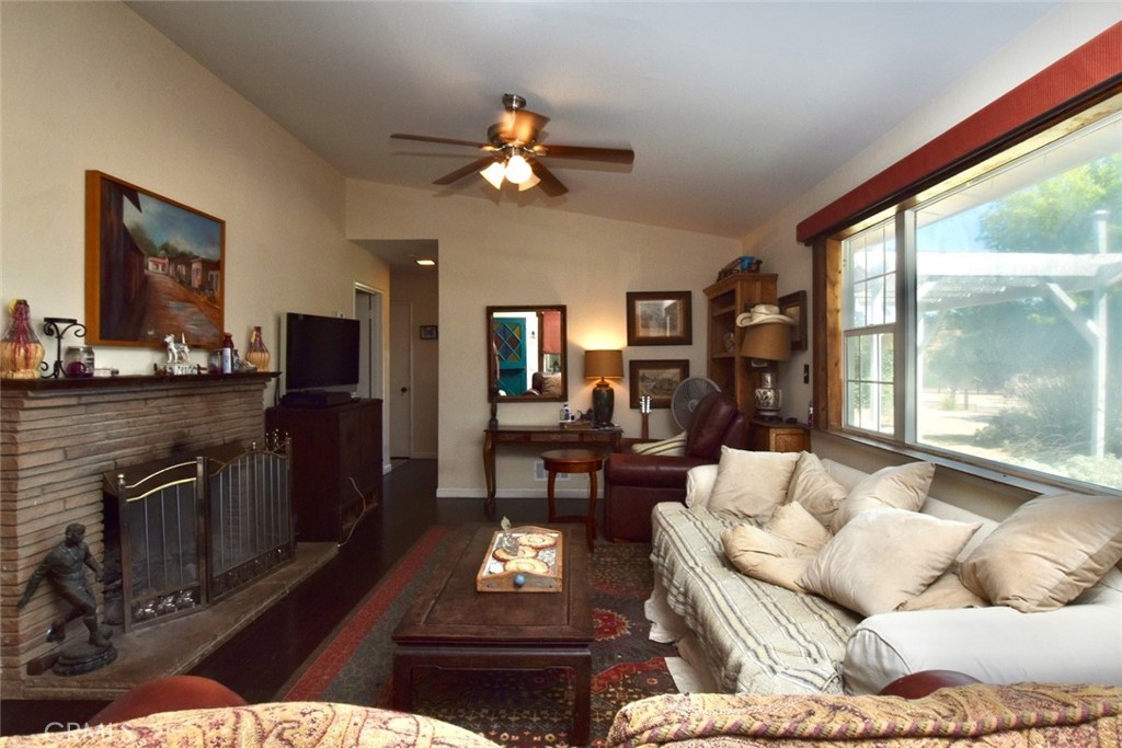 76980 San Antonio Road Property Photo 5