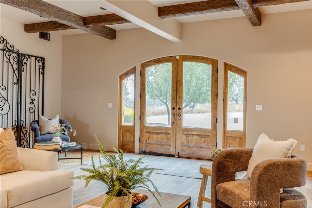3230 Nacimiento Lake Drive Property Photo 8