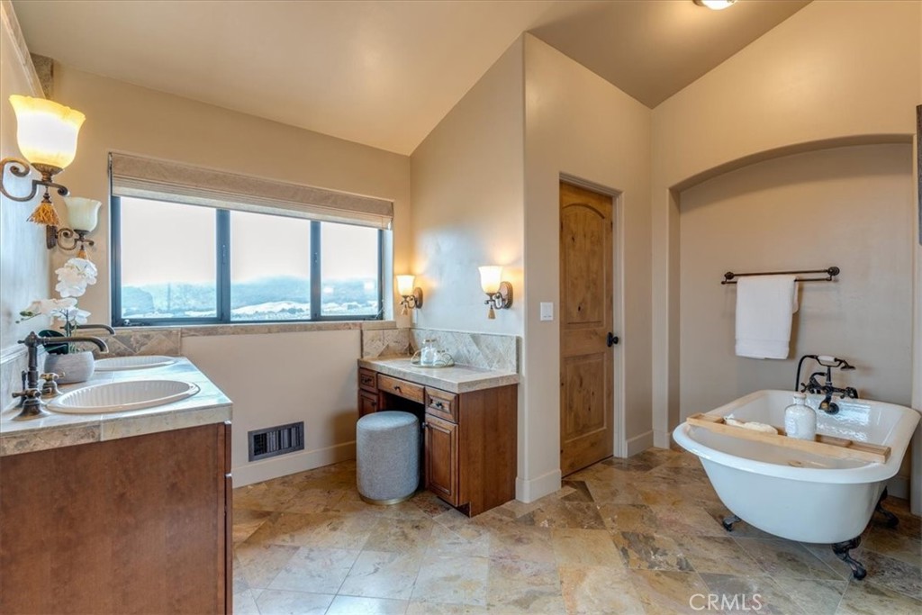 3230 Nacimiento Lake Drive Property Photo 37