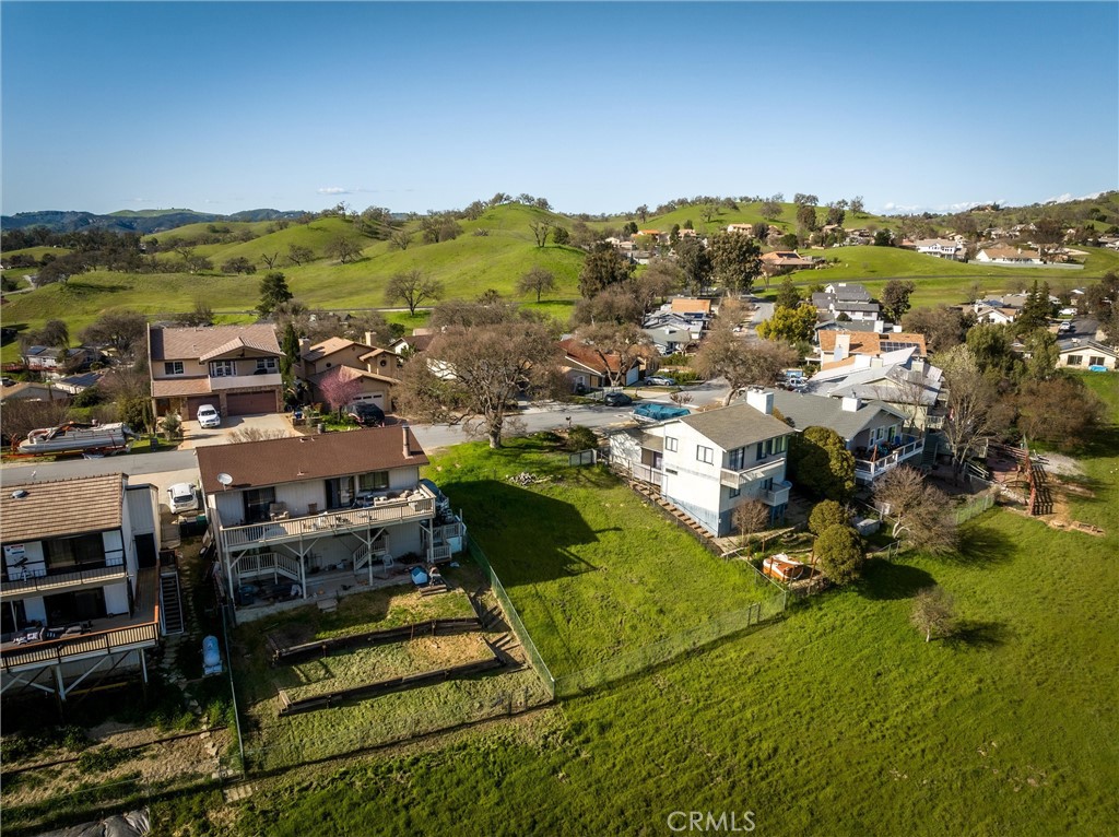 5042 Meadow Lark Lane Property Photo 8