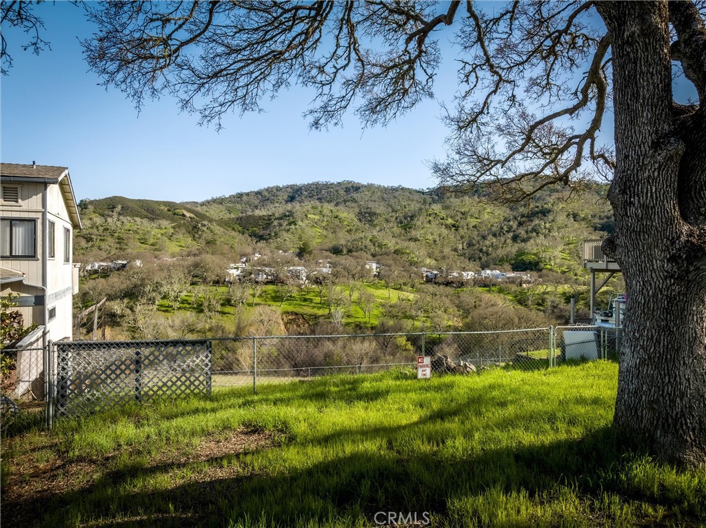 5042 Meadow Lark Lane Property Photo 9