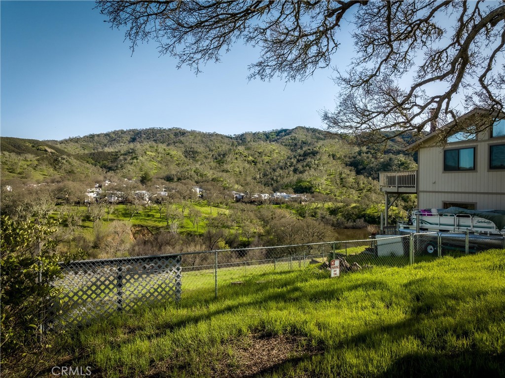5042 Meadow Lark Lane Property Photo 10