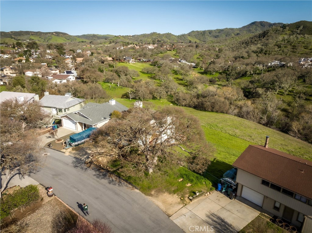 5042 Meadow Lark Lane Property Photo 14