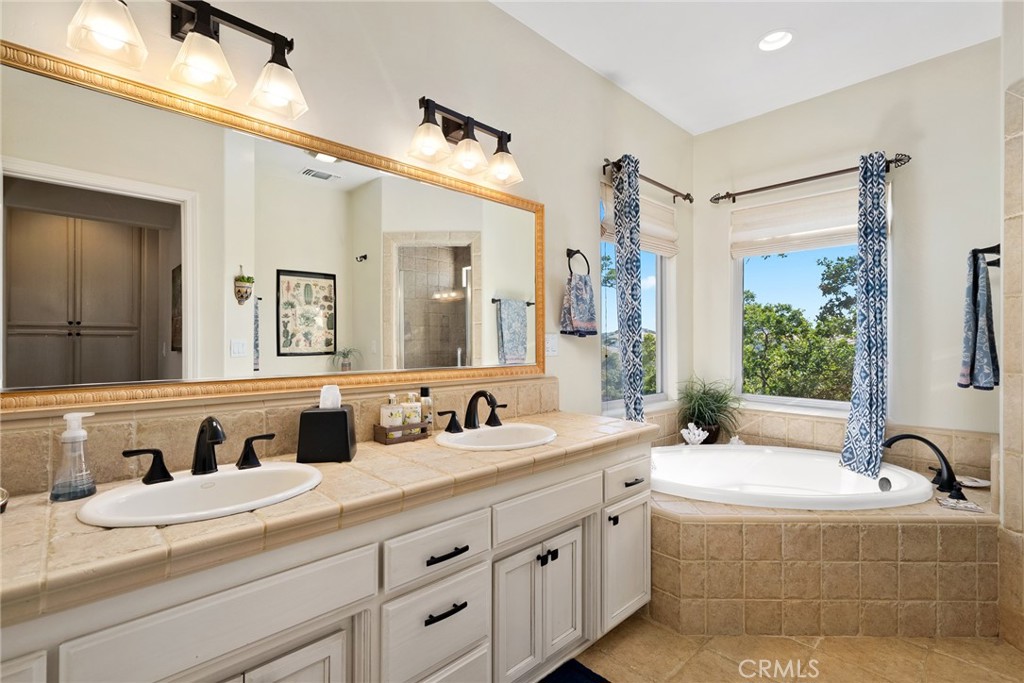 14600 El Monte Road Property Photo 30
