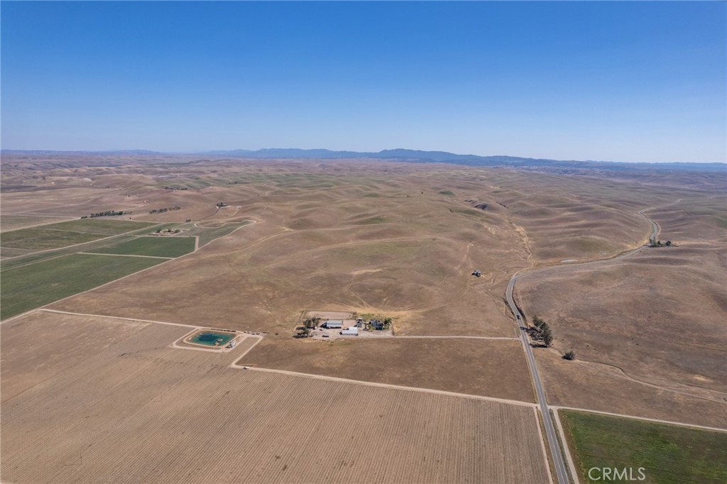 2500 Shandon Property Photo 1