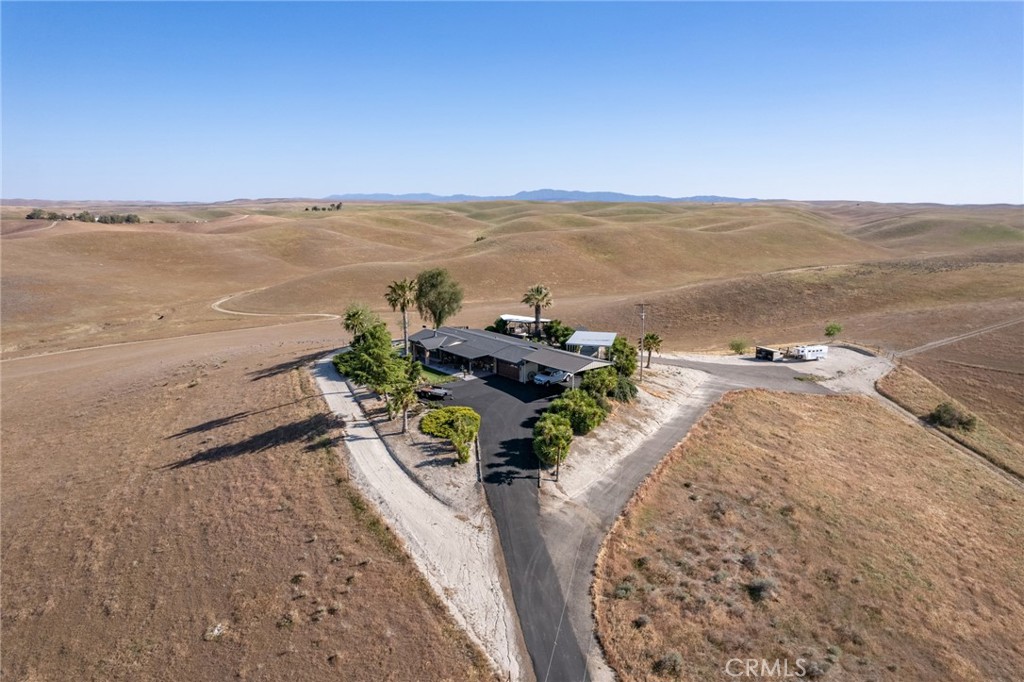 2500 Shandon Property Photo 33