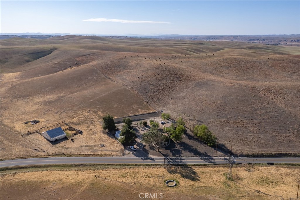2500 Shandon Property Photo 40