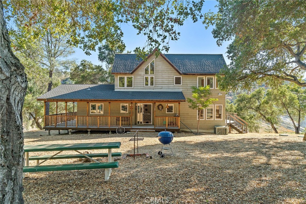 3170 Heron Lane Property Photo 3