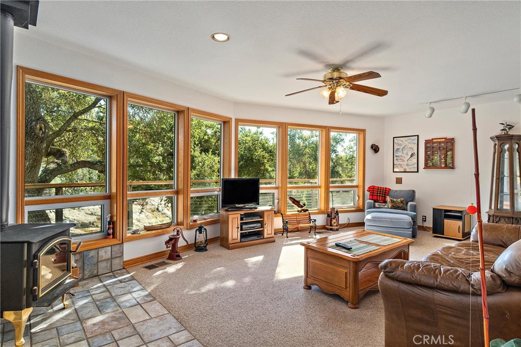 3170 Heron Lane Property Photo 9