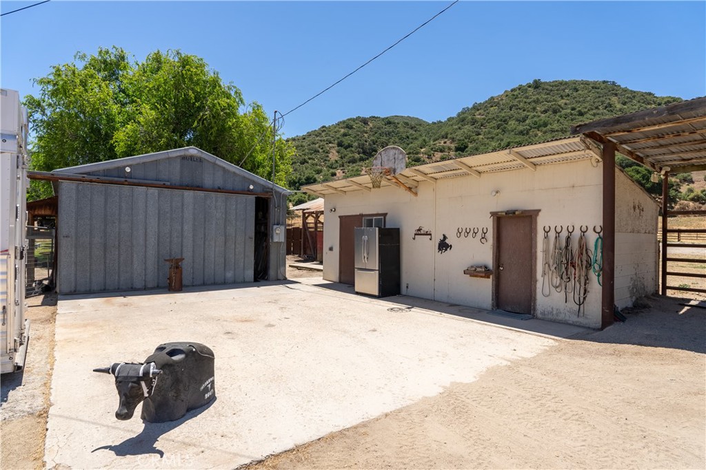 48400 Reliz Canyon Road Property Photo 33