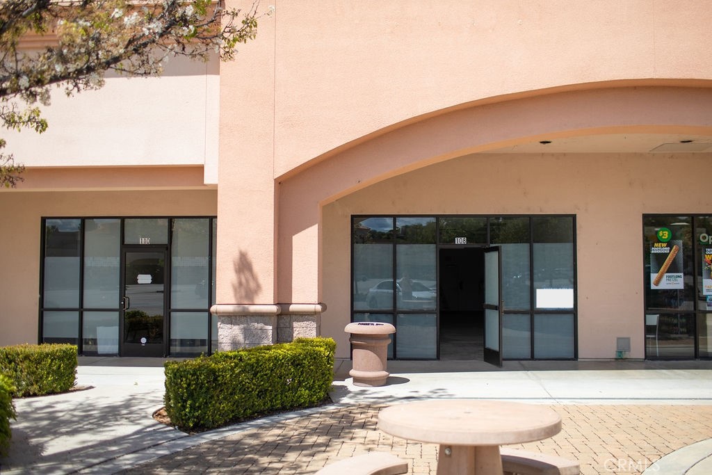 108 Niblick Road Property Photo 3