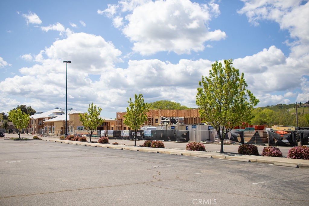 108 Niblick Road Property Photo 10