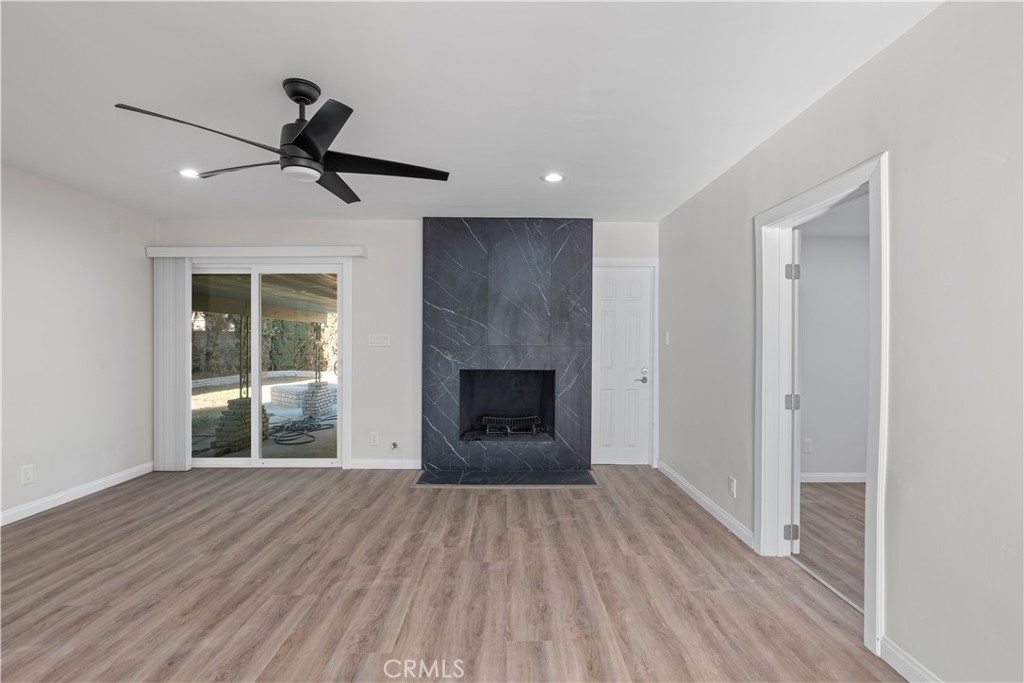 3201 La Cresta Drive Property Photo 14