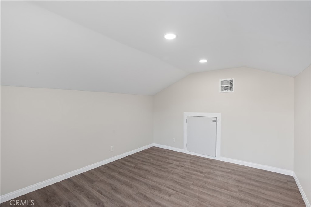 3201 La Cresta Drive Property Photo 28