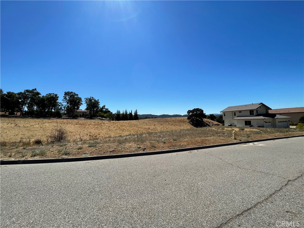 2140 Holly Drive Property Photo 1