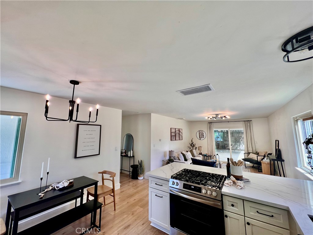 1247 Lana Street Property Photo 6