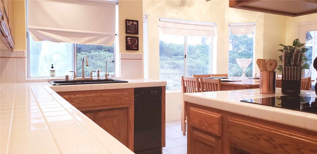 1793 Sutliff Road Property Photo 10