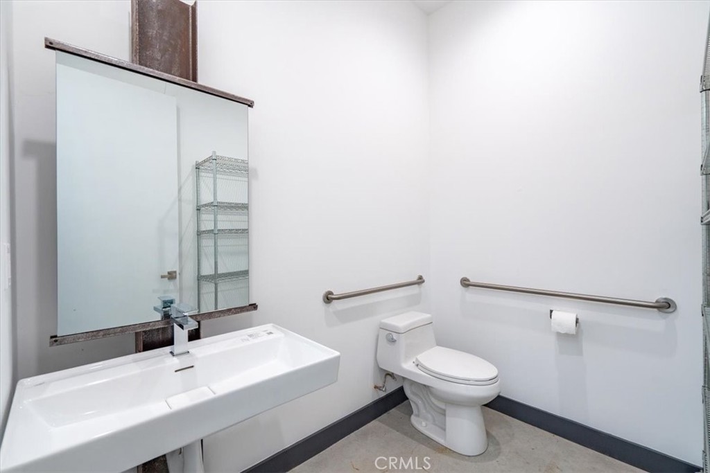 1130 Scott Street Property Photo 8