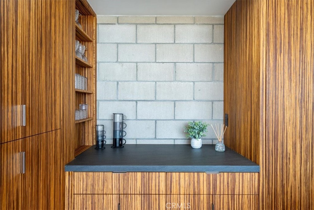 1130 Scott Street Property Photo 26