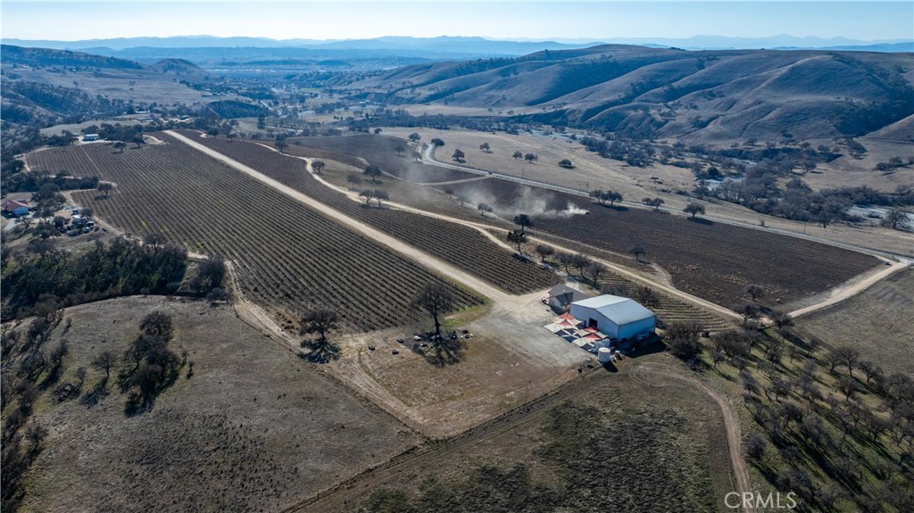 75751 Indian Valley Road Property Photo 4