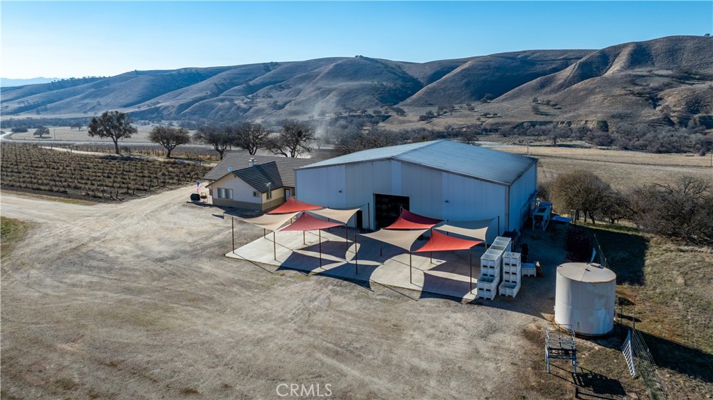 75751 Indian Valley Road Property Photo 5