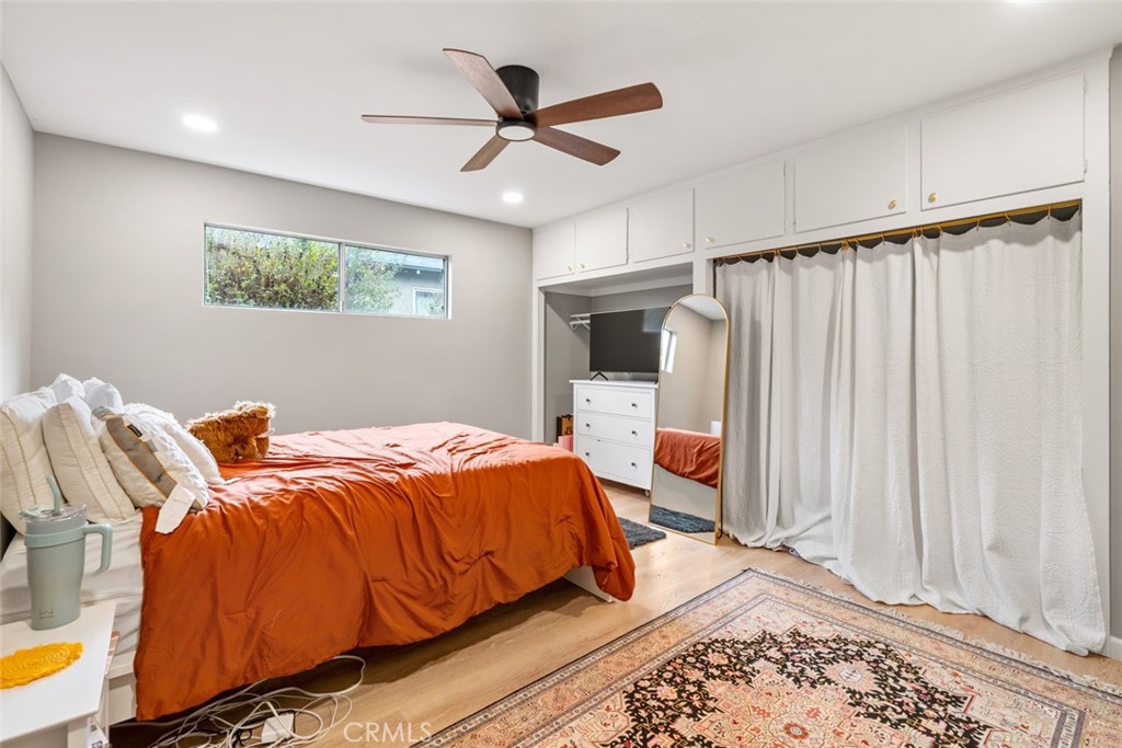 811 Olive Street Property Photo 15