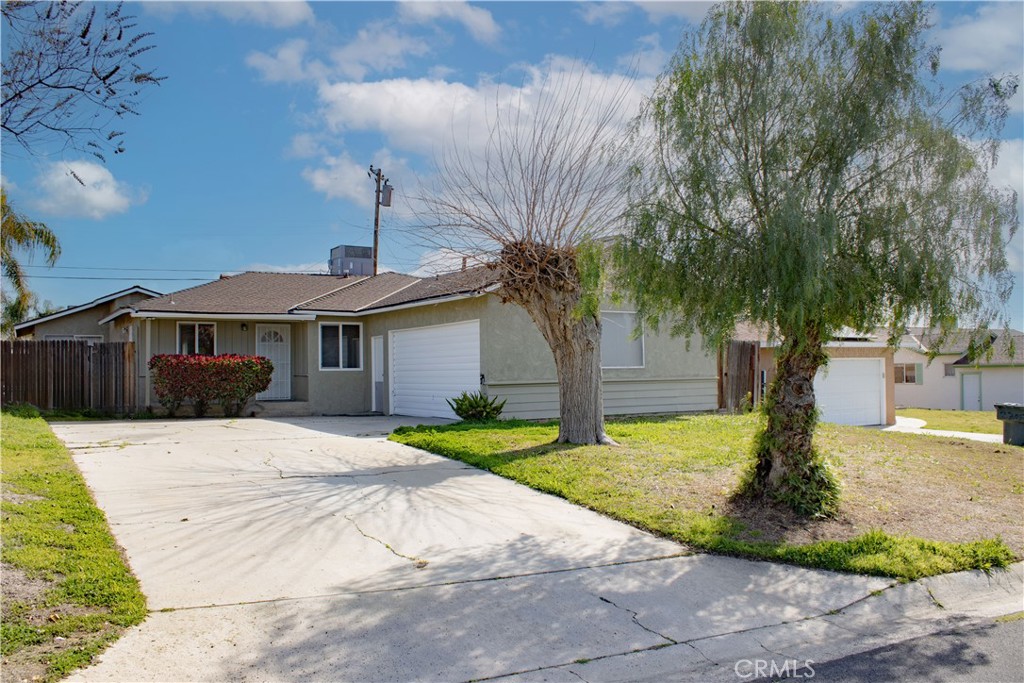2309 Edgewood Street Property Photo