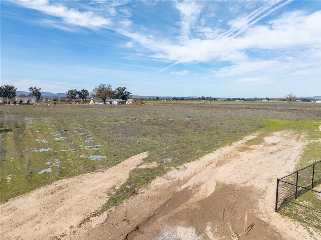 5185 Airport Road Property Photo 13