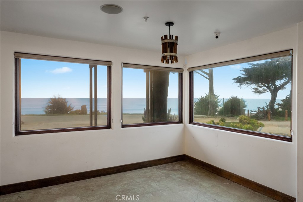 7432 Exotic Garden Drive Property Photo 10