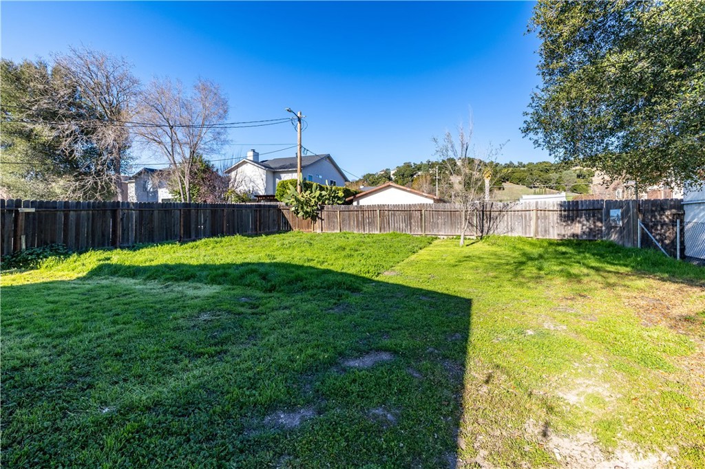 7405 El Camino Real Property Photo 11