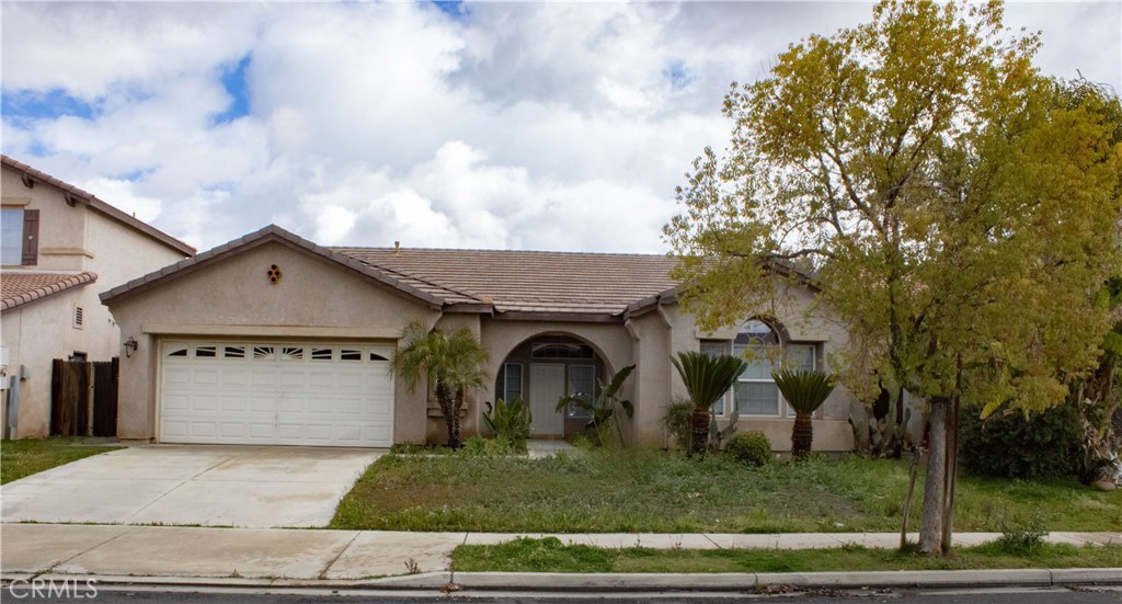 6904 Savannah Falls Drive Property Photo