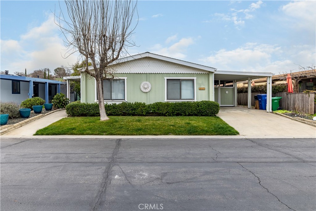217 Lark Drive Property Photo