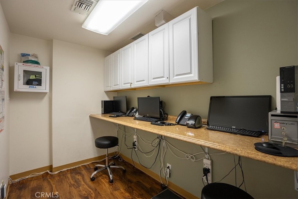 1050 Las Tablas Road 16 Property Photo 10