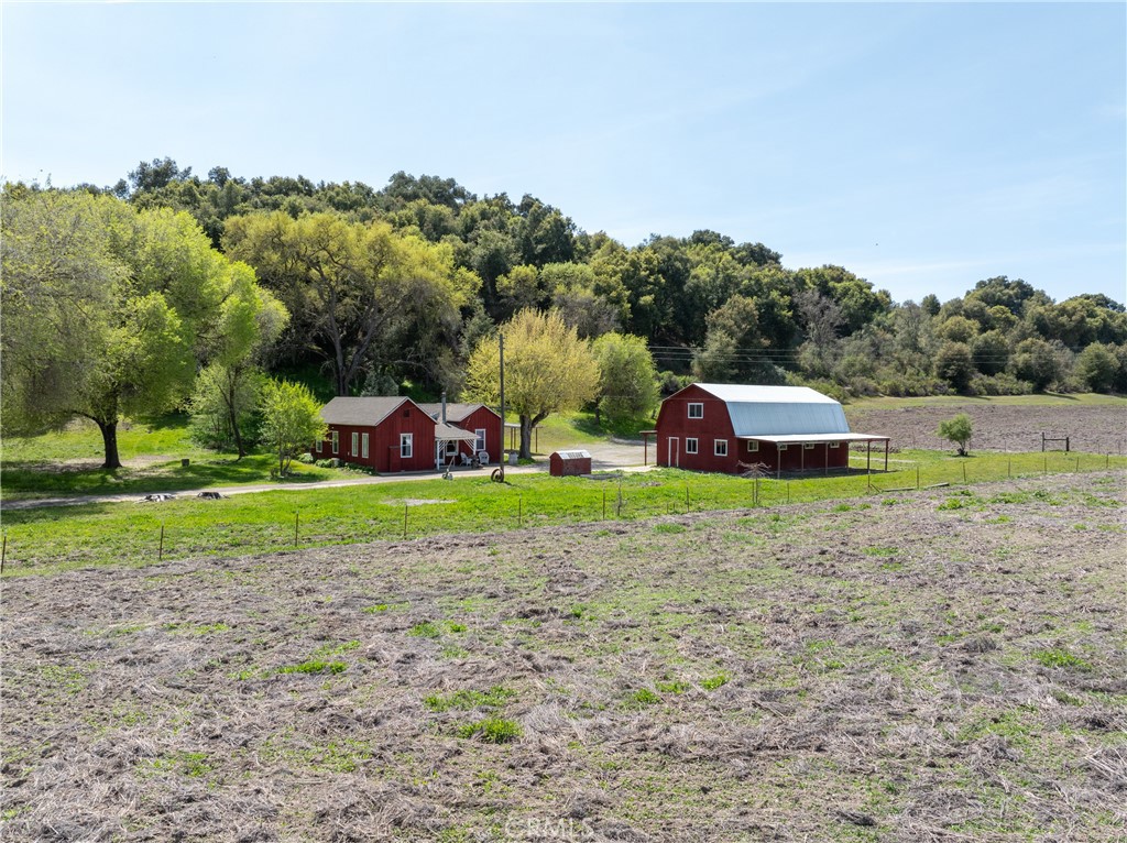 2925 Oakdale Road Property Photo 1