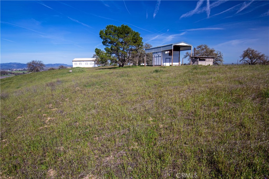 930 Windwood Road Property Photo 8