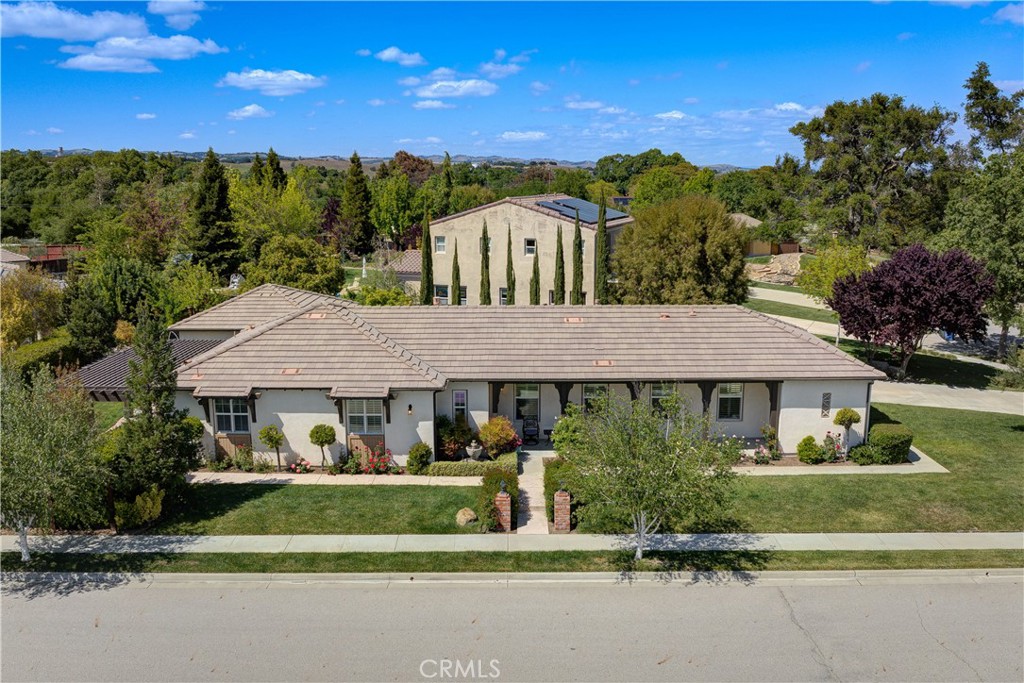 1090 Muscat Court Property Photo 1
