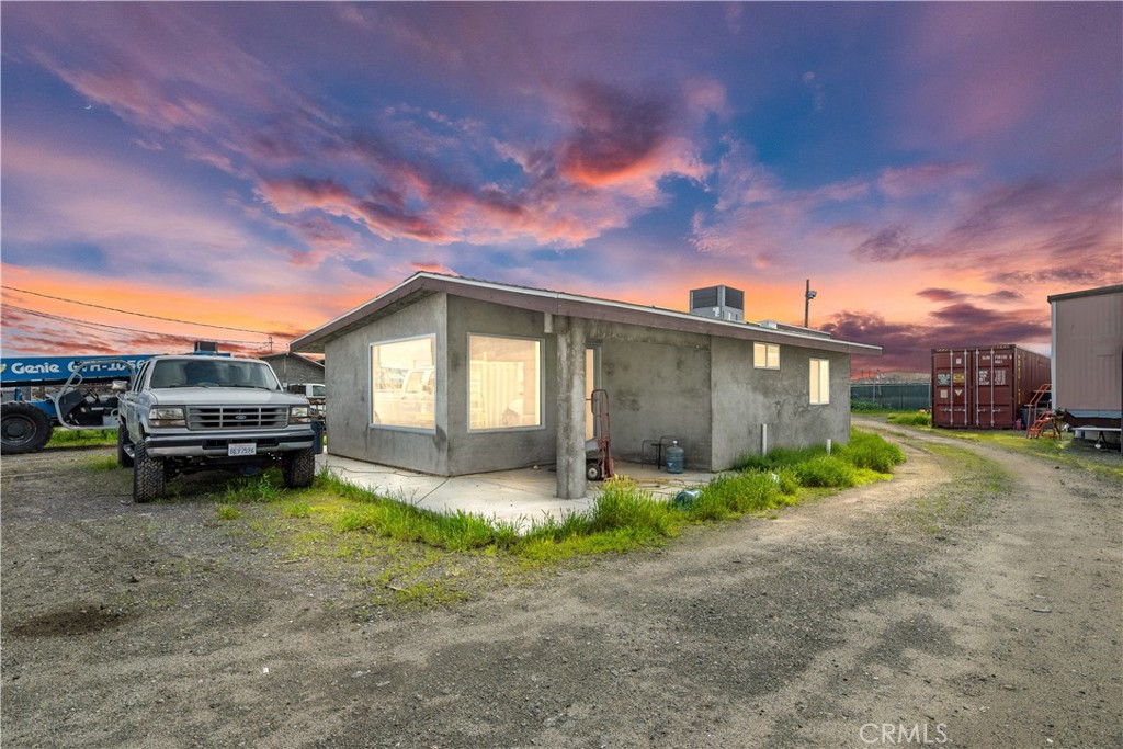 2810 Patton Way Property Photo 1
