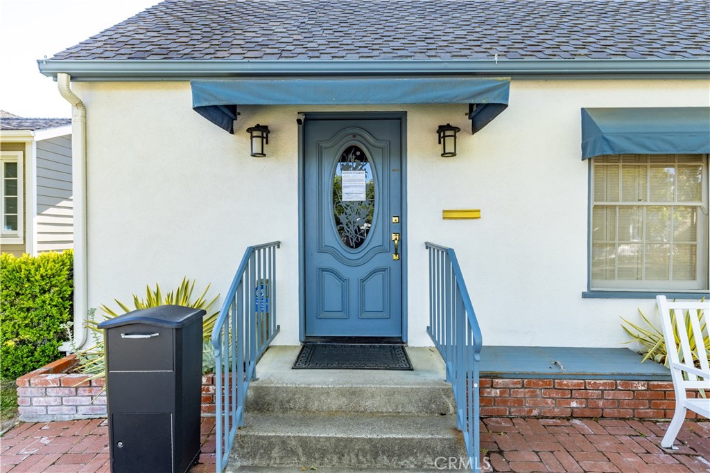 1115 Vine Street Property Photo 3