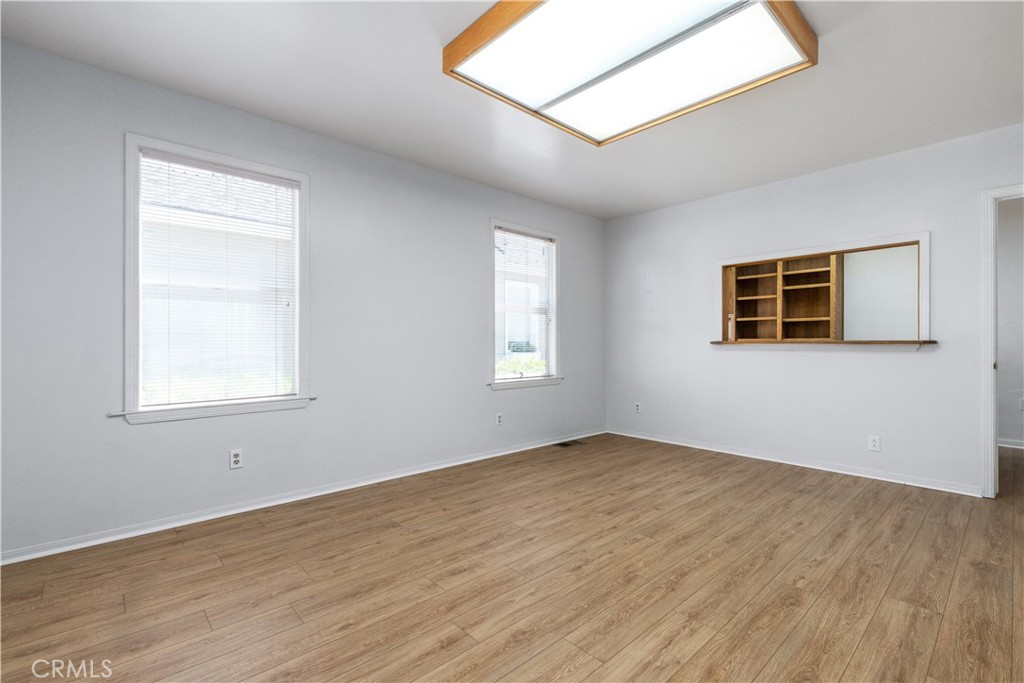 1115 Vine Street Property Photo 4