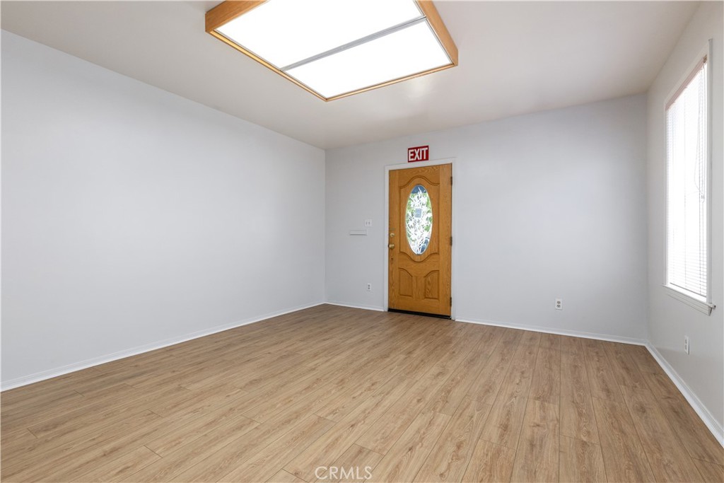 1115 Vine Street Property Photo 6