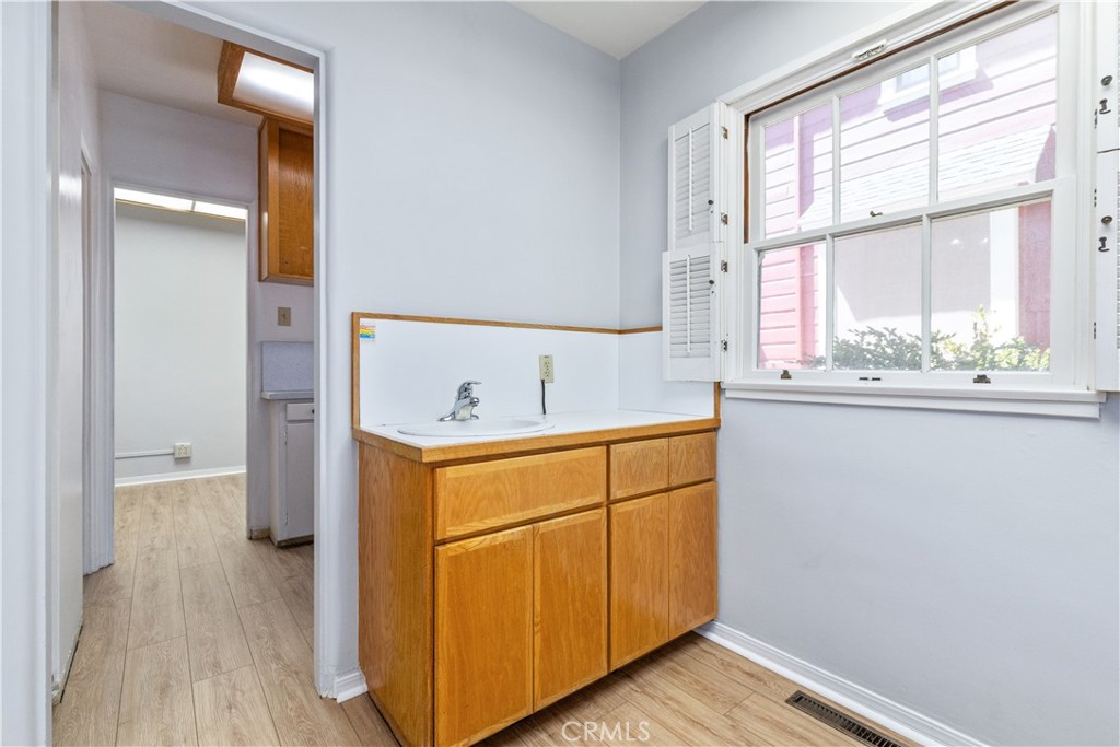 1115 Vine Street Property Photo 16