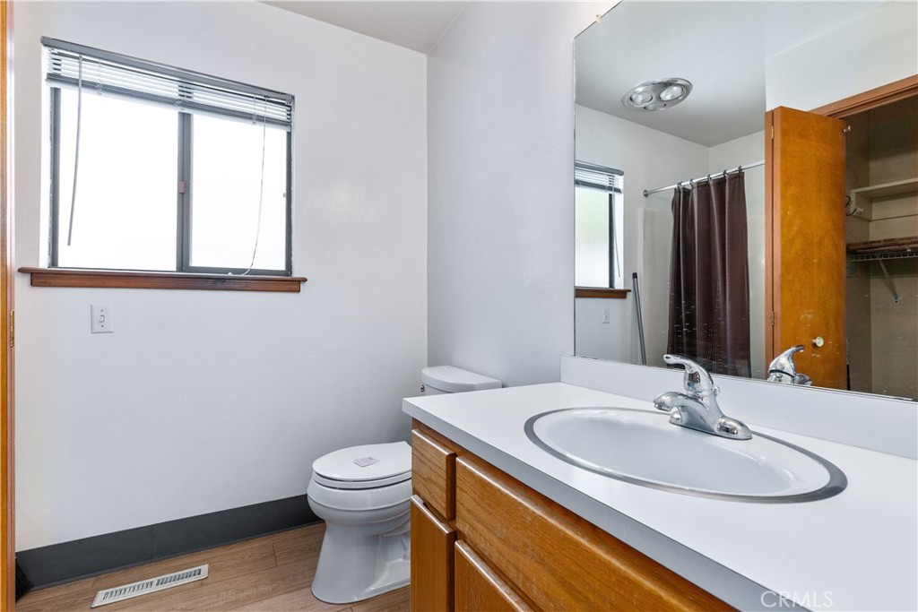 1115 Vine Street Property Photo 23