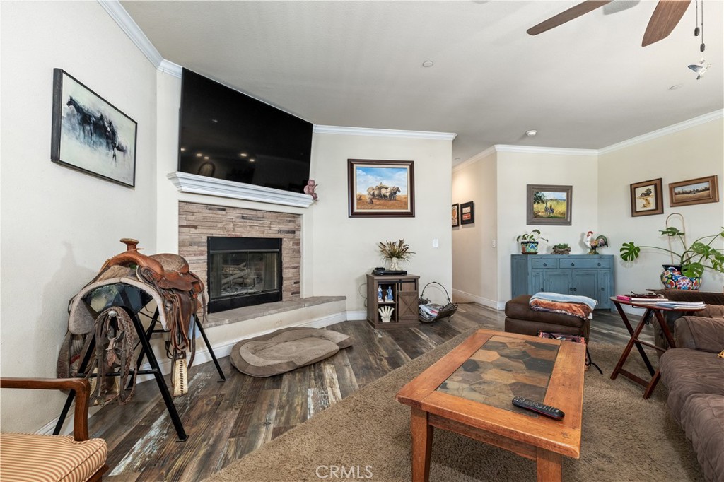 2023 Twelve Oaks Drive Property Photo 16