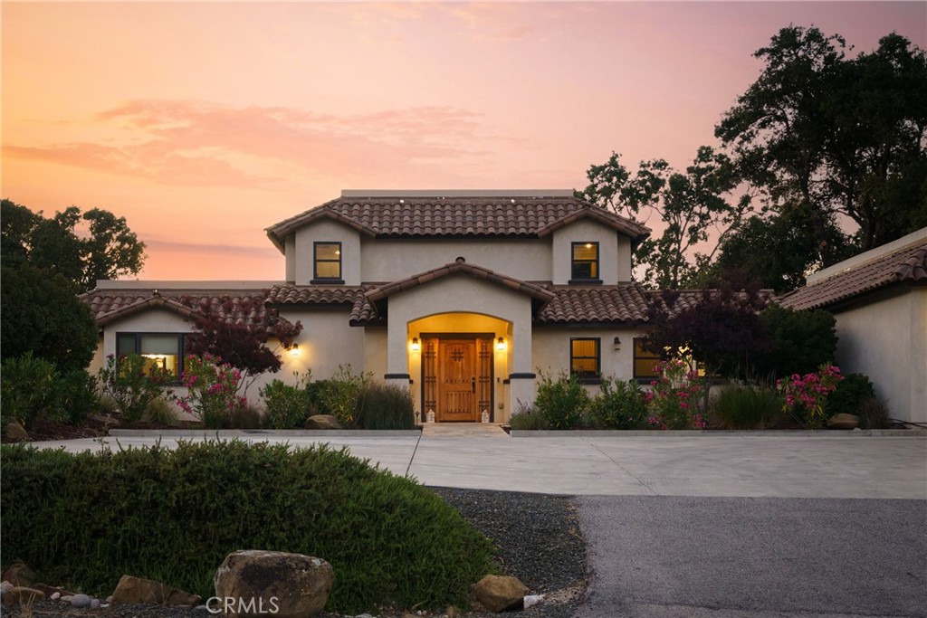 10270 Santa Ana Road Property Photo 1
