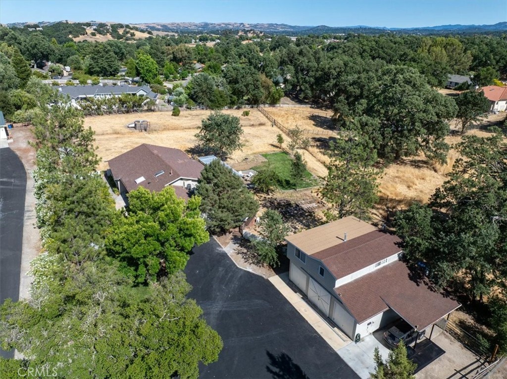 553 Well Road Property Photo 1
