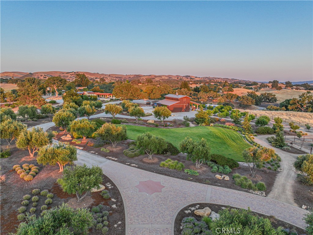 3030 Templeton Property Photo 4